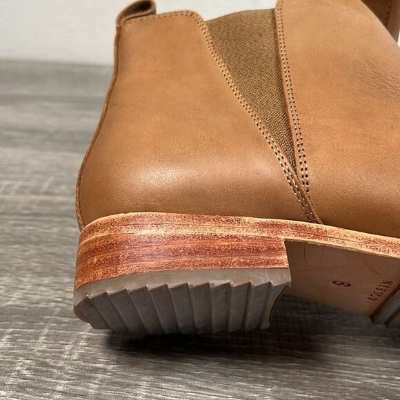 Nisolo Eva Everyday Chelsea Boots Shoes - Picture 8 of 10